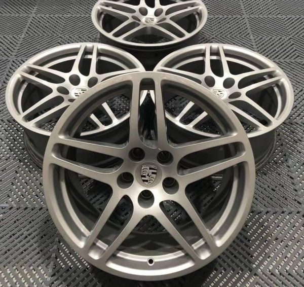 PCD 5x114,3 OEM Porsche Macan