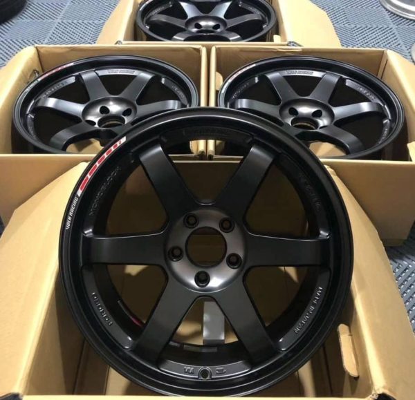 5x114,3 Volkrays TE37SL black edition